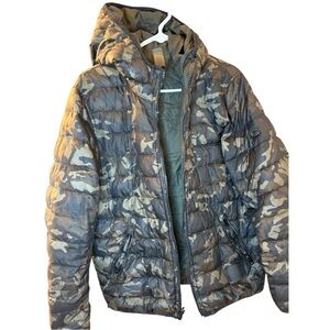 Coach puffer quilted camo print jacket with hood mens size m